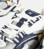 کفش کتانی مردانه و زنانه طوسی زرد مشکی NEW BALANCE 725 مدل 7387 - Image 7