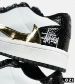 کفش کتانی مردانه و زنانه مشکی سفید طلایی NIKE travis scott مدل 7483 - Image 3