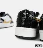 کفش کتانی مردانه و زنانه مشکی سفید طلایی NIKE travis scott مدل 7483 - Image 9