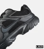 کفش کتانی مردانه و زنانه مشکی خاکستری نایک NIKE v5 RNR مدل 8809 - Image 4